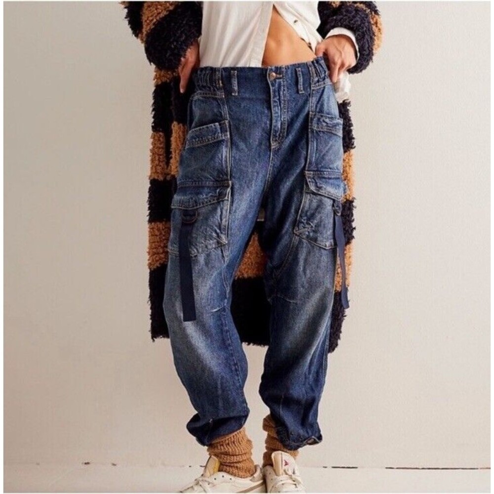 We The Free People M Hazel Jeans Baggy Cargo Denim Blue Pull On Tapered